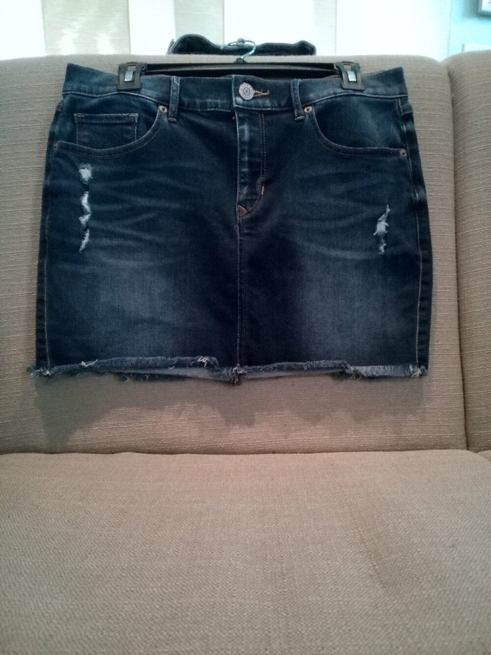 (428) Express Jeans skirt size 8